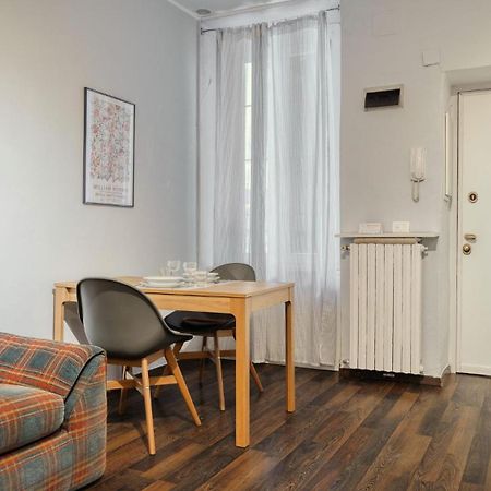 Bilocale Milano Sempione Milão Exterior foto